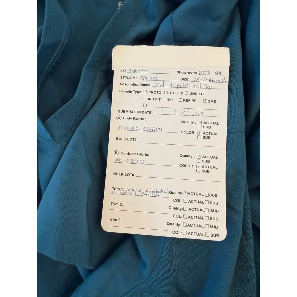 NWT Fabletics Scrub Set Vital Top/Ion Pant Womens 2X/Tall Caribbean Blue READ - Picture 7 of 16